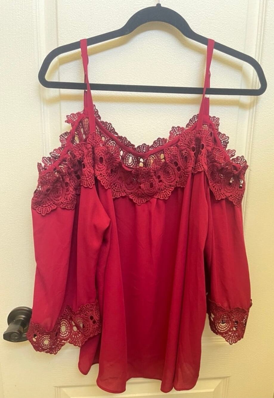 Breathless red off shoulder blouse Sz 2X